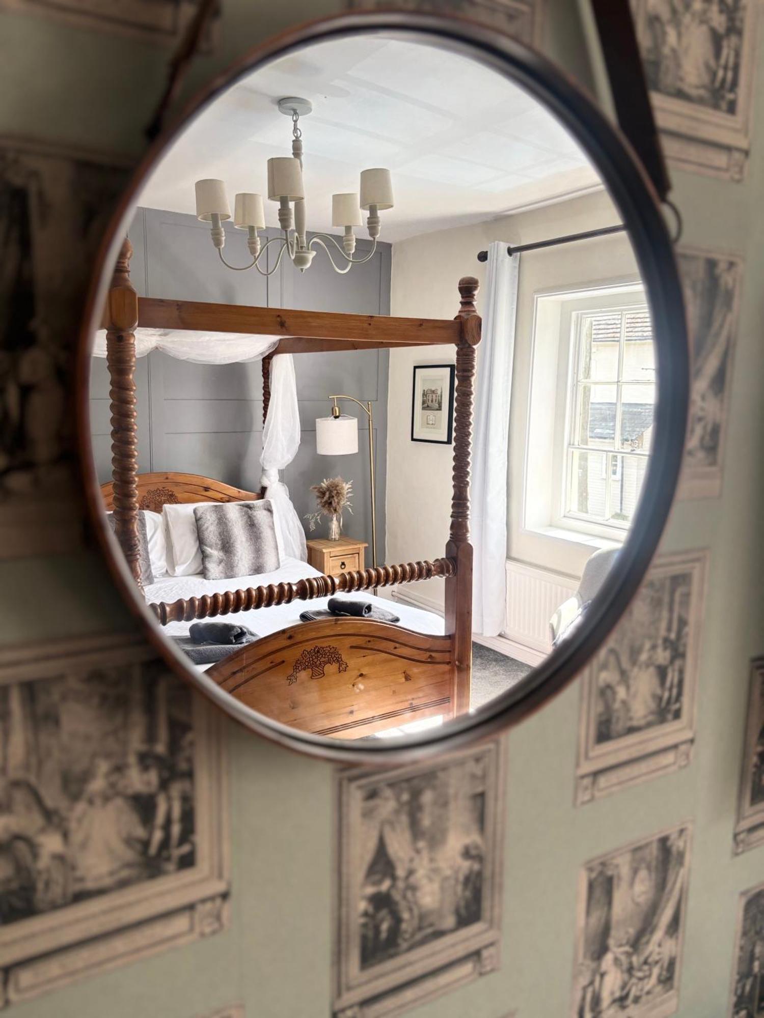 Three Tuns Bed & Breakfast