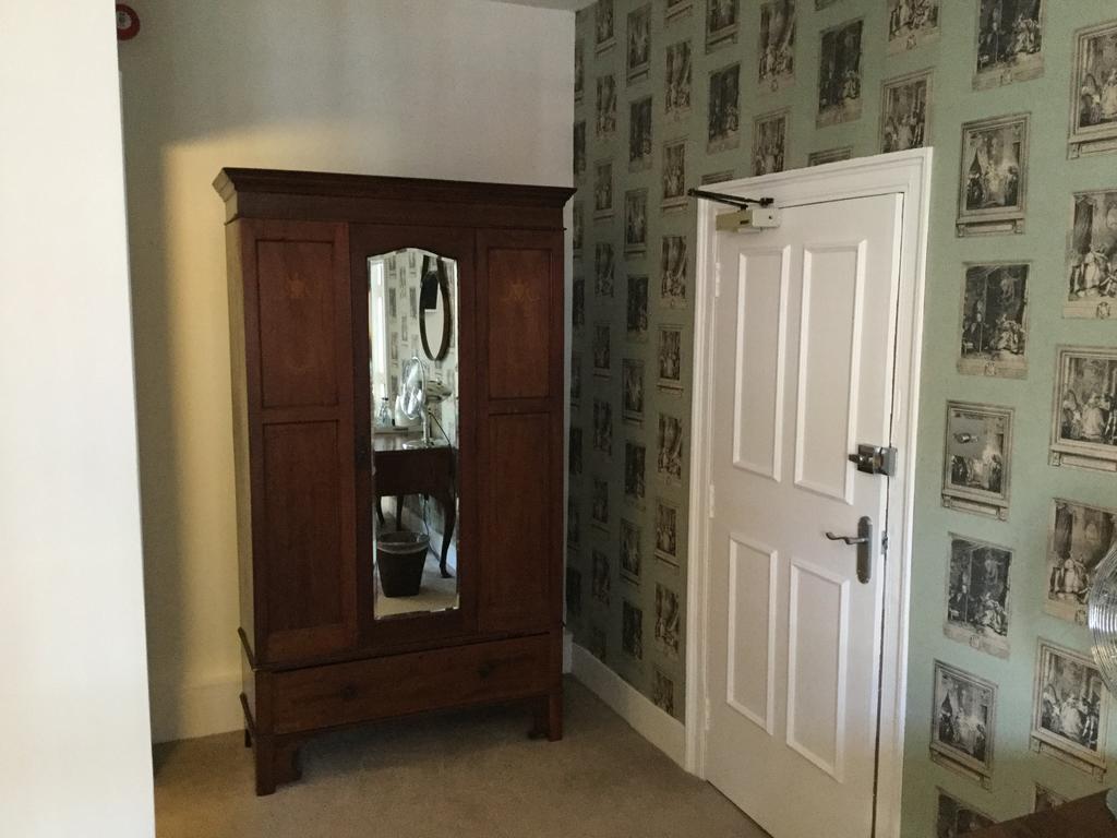 Bed & Breakfast Three Tuns 3*