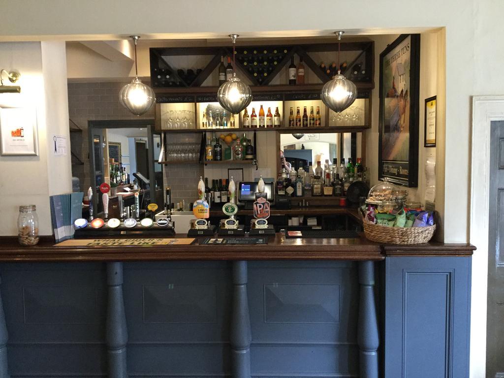Bed & Breakfast Three Tuns 3*